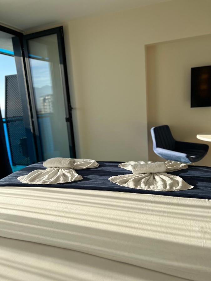 Orbi City Aparthotel Black Sea View 바투미 외부 사진