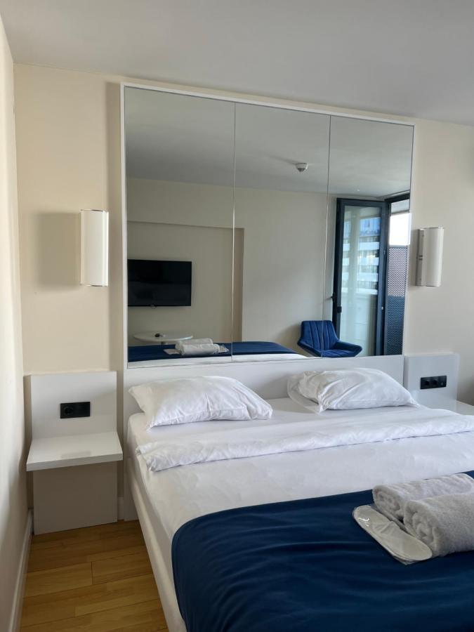 Orbi City Aparthotel Black Sea View 바투미 외부 사진