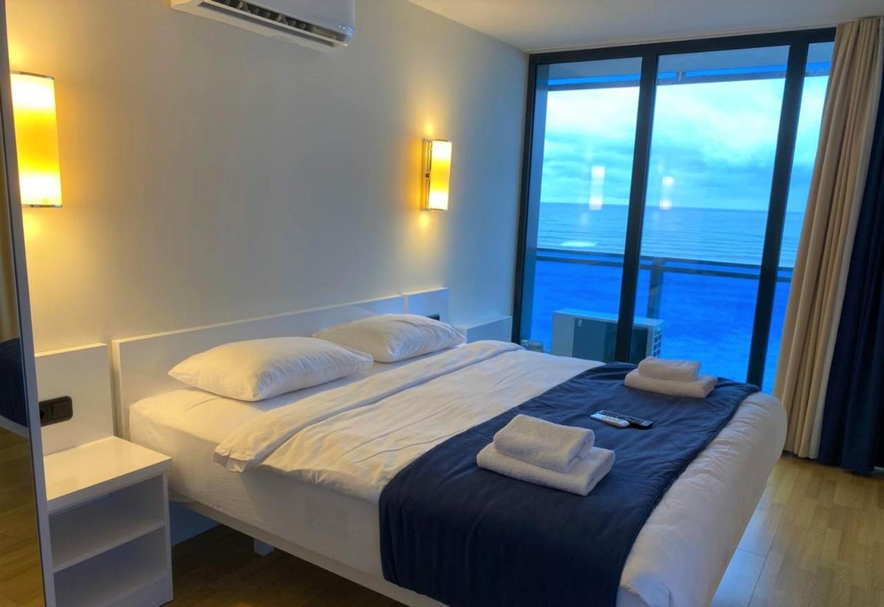 Orbi City Aparthotel Black Sea View 바투미 외부 사진