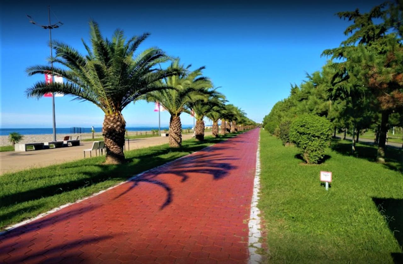 Orbi City Aparthotel Black Sea View 바투미 외부 사진