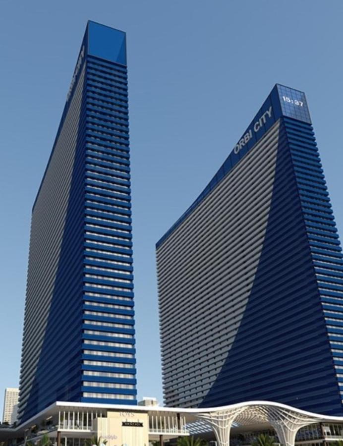Orbi City Aparthotel Black Sea View 바투미 외부 사진